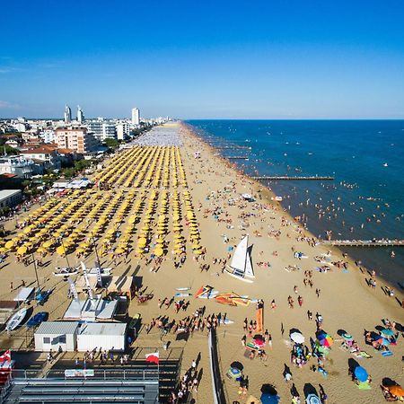 Mansarda 7 Trilocale, Bafile241 - 2' Piano No Ascensore - Adria Holiday Jesolo - Family Apartment Exterior foto